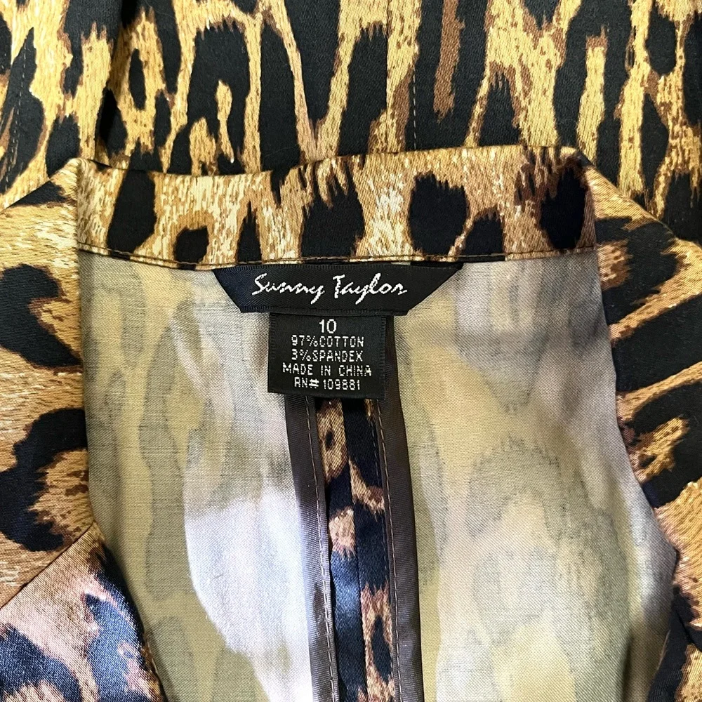 NWT Brown/Black Leopard Print Tie-Waist Top - Picture 8 of 9